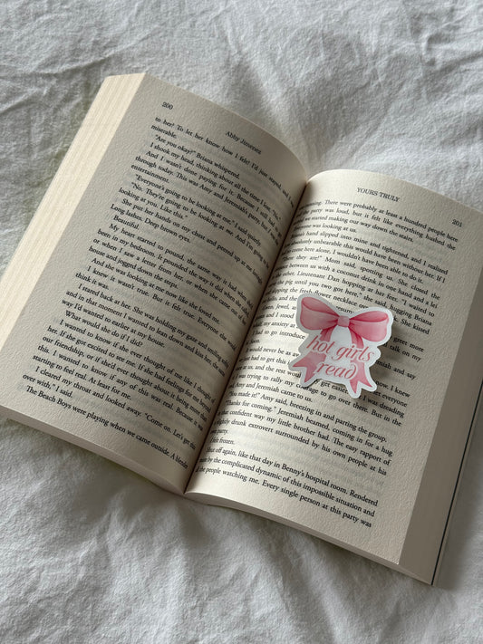 Hot girls read bow