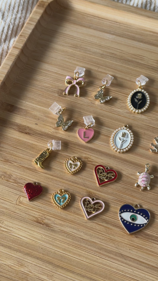 Dust-plug Charm (Kindle & iPhone)
